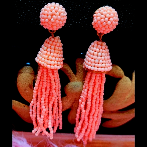 Earrings - Picture 1 of 2